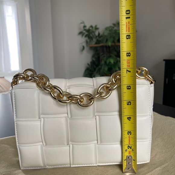 White shoulder bag - Picture 8 of 10